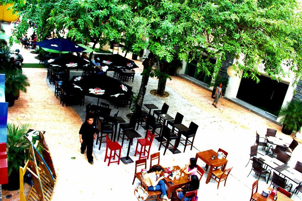 Condoplaza San Pedro Playa del Carmen Esterno foto